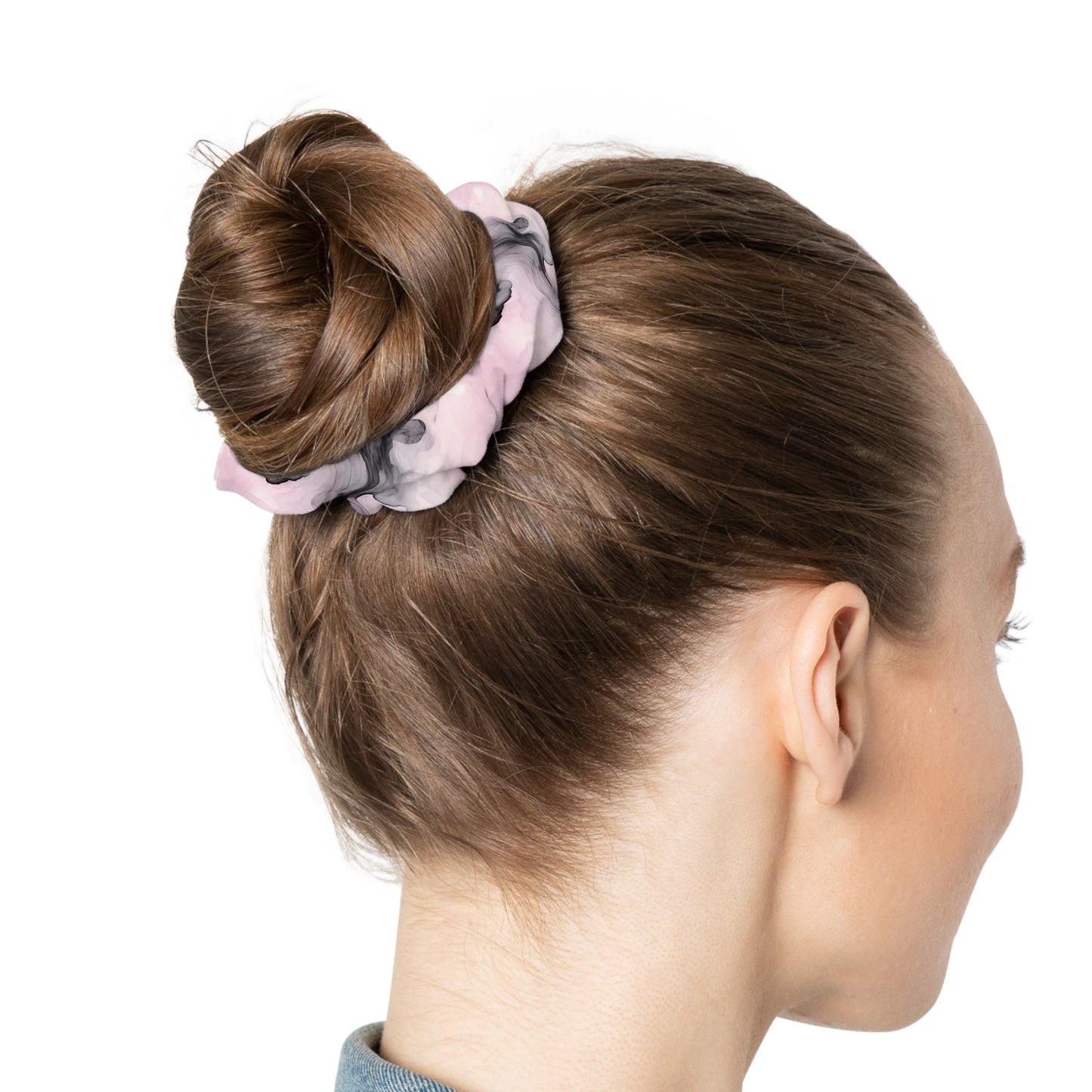 Even in death we… never part, Scrunchie